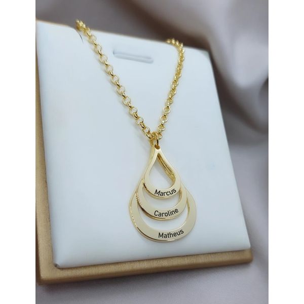 Colar Gota Personalizado Com Até 3 Nomes Banhado a Ouro Na Corrente De Elo Portugues