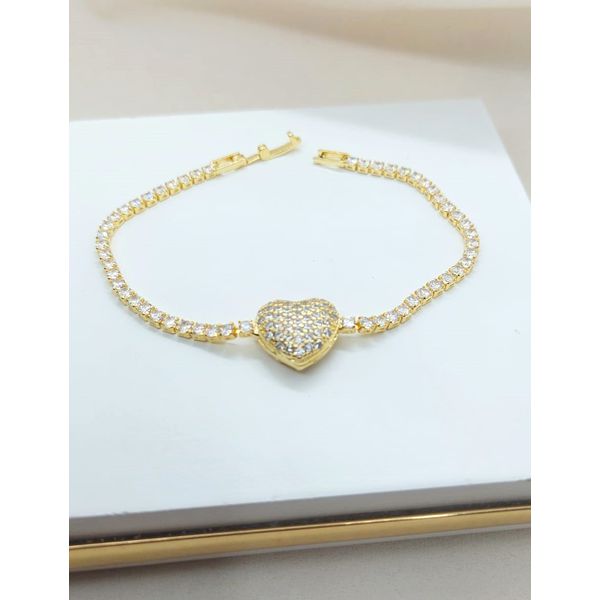 Pulseira Riviera Com Coração Cravejado em Zircônias Banhada a Ouro