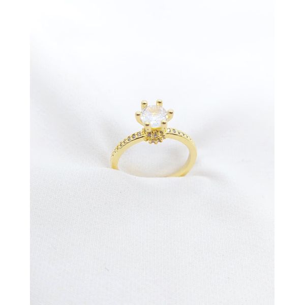 Anel Com Pedra e Cravejado Com Zircônias Banhado à Ouro