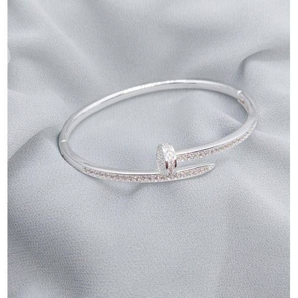 Bracelete Prego Banhado a Prata 