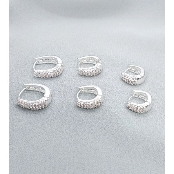 Trio de Argolas Com Zirconias Cravejadas Banhada a Prata 