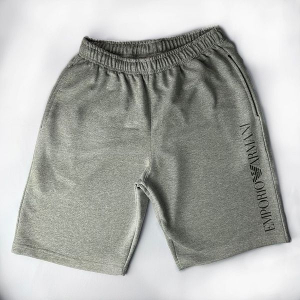 bermuda de moletom cinza quiksilver escrita lateral
