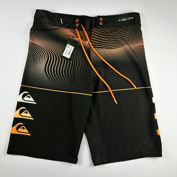 Bermuda Surf Quiksilver laranja e preta 