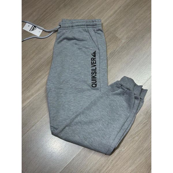 Calça Moletom Quiksilver cinza Escrita/Cima