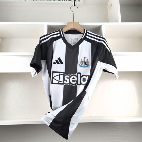 Camisa Newcastle 24/25 Home Fan Lisa 