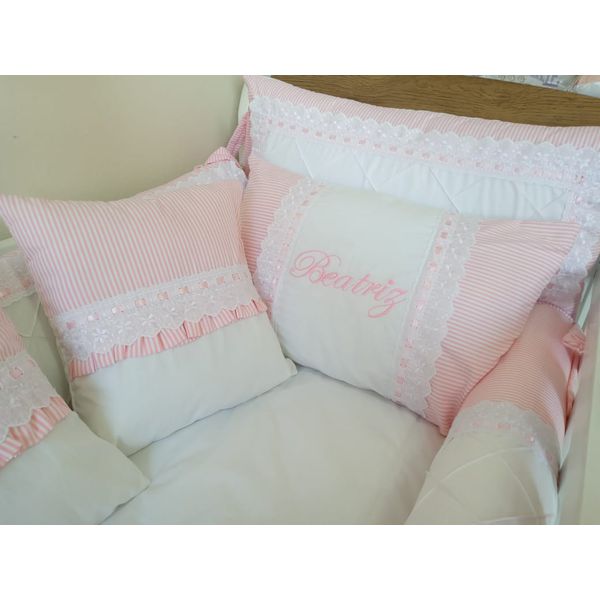 ALMOFADA DECORATIVAS BEATRIZ