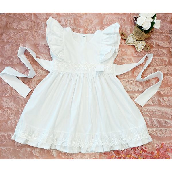 Vestido store branco arrumado
