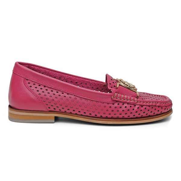 Mocassim Feminino Clássico em Couro com Fivela cor Pink