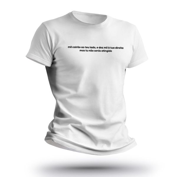 Camiseta Masculina Básica Mil Cairão ao Teu Lado e Dez Mil a Tua Direita Team Six 
