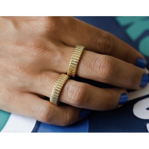 Anel Retangular Vintage Ouro 