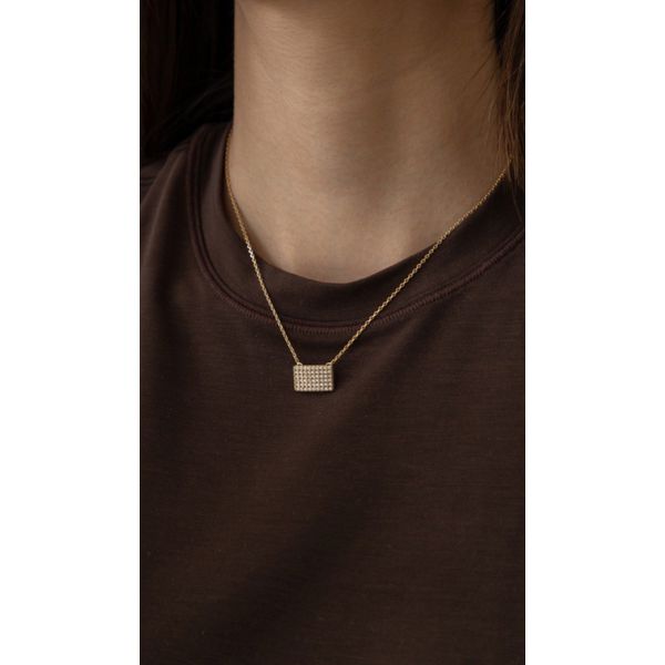 Colar Retângulo Cravejado Ouro