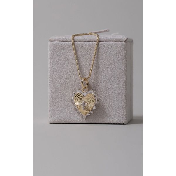 Colar Coração e Cruz Mix de Banhos