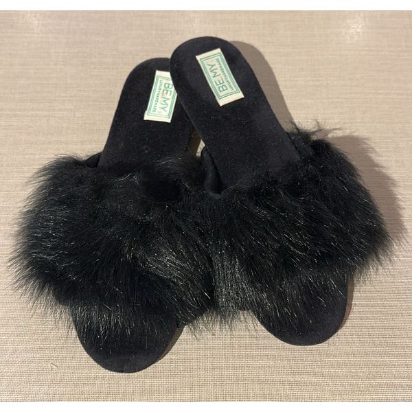 Pantufa Fluffy | Preta