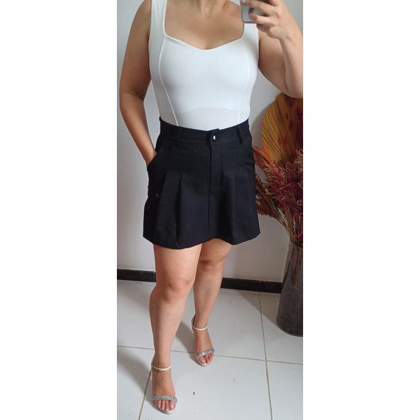 SHORT SAIA ALFAIATARIA PRETO