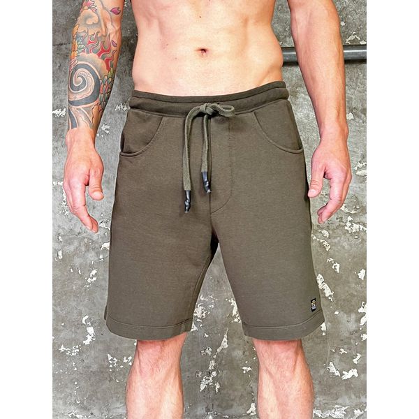 Bermuda Masculina Lisa com Cós de Amarração