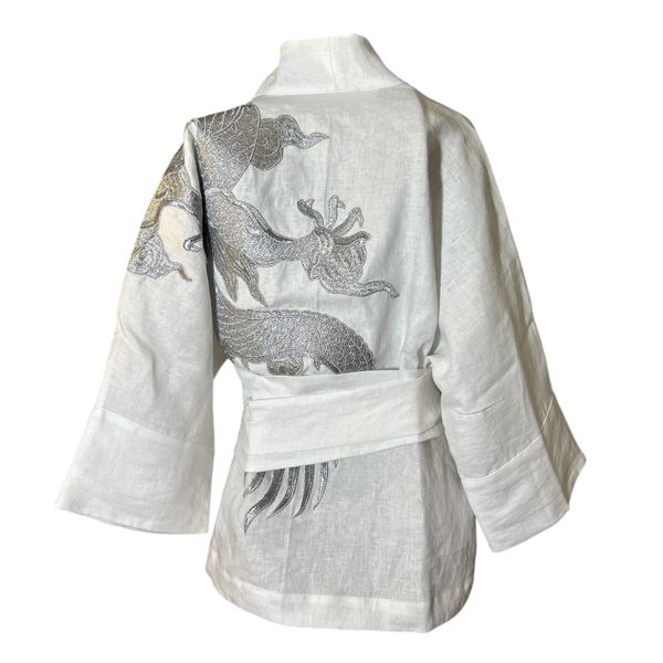 Kimono Yang Linho Branco Abraço Do Dragão Prata