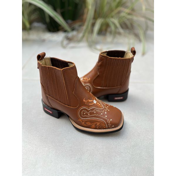 BOTINA EM COURO MUSTANG BORDADO TRIBAL LARANJA