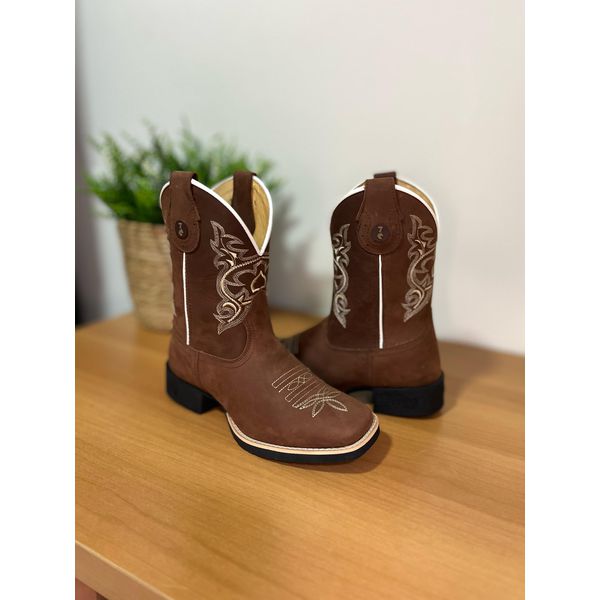 TEXANA CAPOTINHA EM COURO MARROM BÁSICA BORDADO BEGE