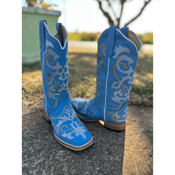 BOTA TEXANA EM COURO AZUL BORDADA COM SOLADO DE COURO