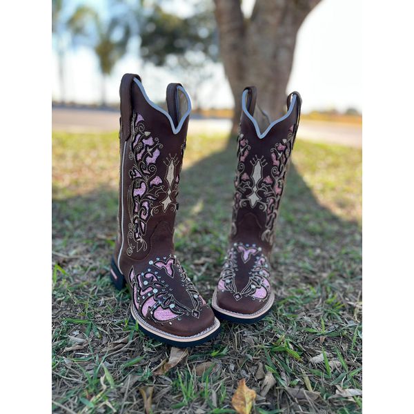 BOTA TEXANA EM COURO MARROM A LASER GLITTER ROSA + METAIS