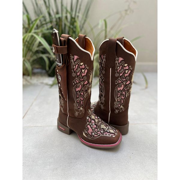 BOTA TEXANA EM COURO MARROM A LASER GLITTER ROSA + KIT FACA
