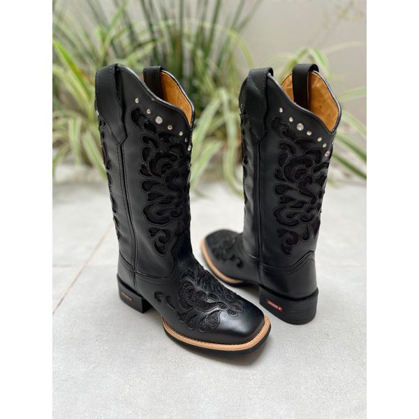 BOTA TEXANA EM COURO PRETO A LASER GLITTER PRETO COM METAIS