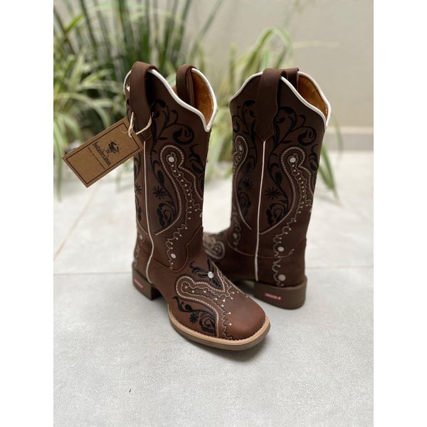 BOTA TEXANA EM COURO BORDADO TRIBAL SOLADO MARROM