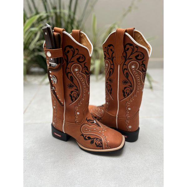 KIT BOTA TEXANA EM COURO BORDADO TRIBAL + BAINHA + FACA