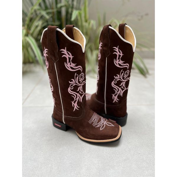 BOTA TEXANA EM COURO NOBUCK BORDADO FLORES ROSA CLARO