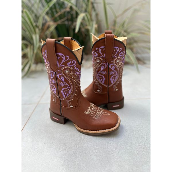 BOTA TEXANA EM COURO MUSTANG BORDADO TRIBAL E FLORAO ROXO E BEGE CANO TRADICIONAL
