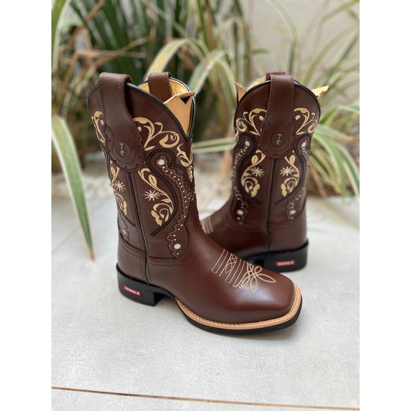 BOTA TEXANA EM COURO MARROM BORDADO TRIBAL E FLORAO BEGE CANO TRADICIONAL