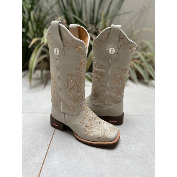 BOTA TEXANA EM COURO OFF WHITE BORDADO FLORES METAIS