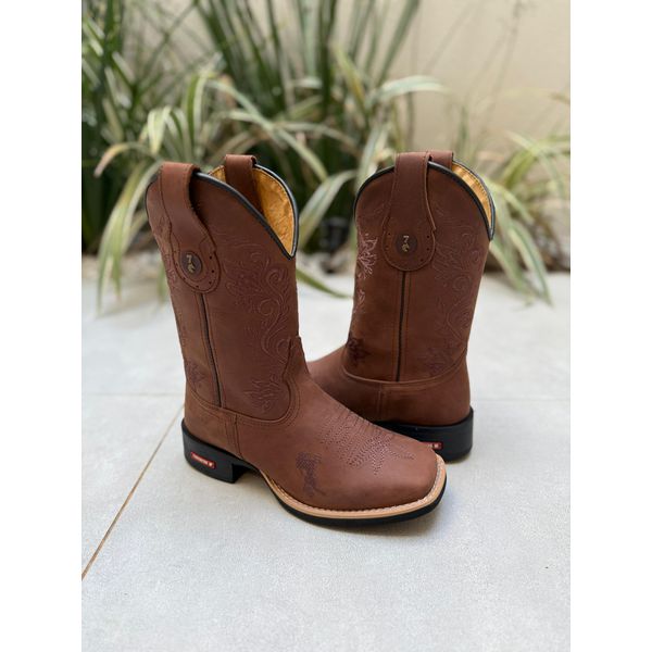 BOTA TEXANA EM COURO MARROM BORDADO RAMOS E CAVALO CANO TRADICIONAL