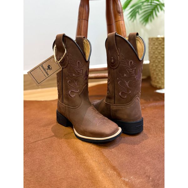 BOTA TEXANA EM COURO HORSE NESCAU BORDADO FLORES MARROM CANO TRADICIONAL