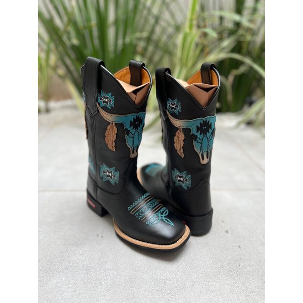 BOTA TEXANA EM COURO PRETO BORDADO TOURO AZUL 