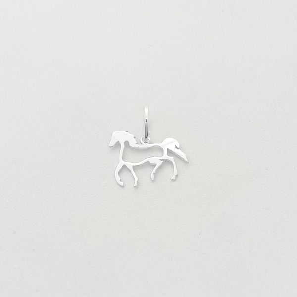 Pingente cavalo pequeno liso vazado prata 925 
