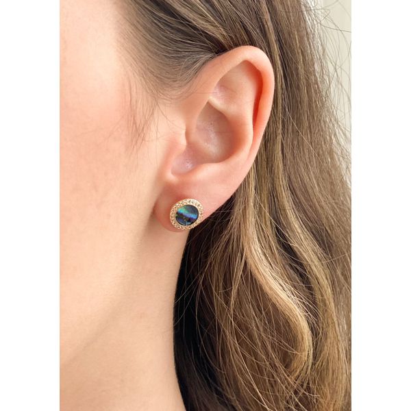 Brinco Redondo Abalone com Zircônia - BRIDA FOLHEADOS