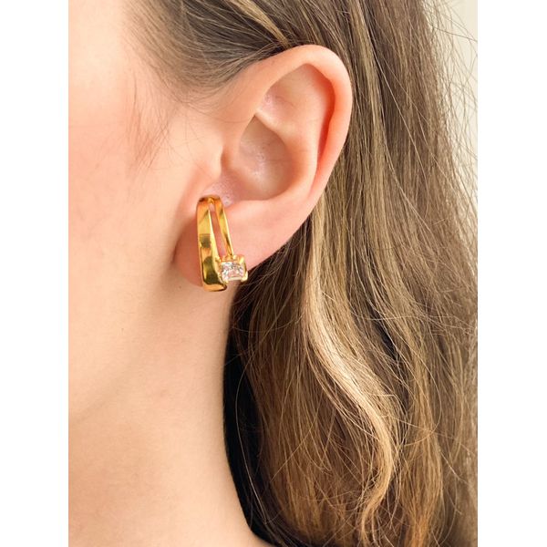 Brinco Ear Hook com Zircônia - BRIDA FOLHEADOS