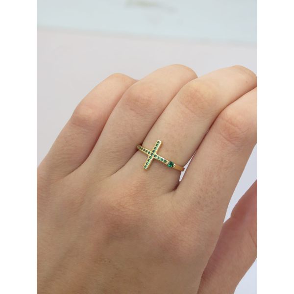 Anel Cruz com Zircônias Verde 2mm - BRIDA FOLHEADOS