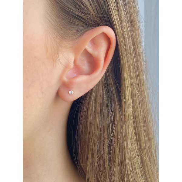 Brinco Redondo com Zircônia 3mm Fechado - BRIDA FOLHEADOS