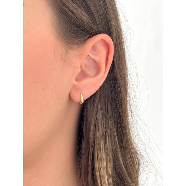 Brinco Argola De Click Afinada - BRIDA FOLHEADOS