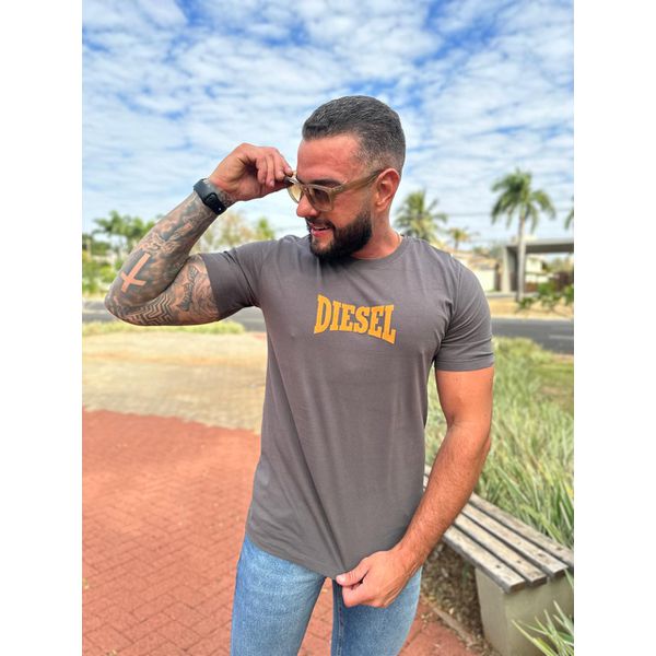 Camiseta Diesel Cinza ⭐