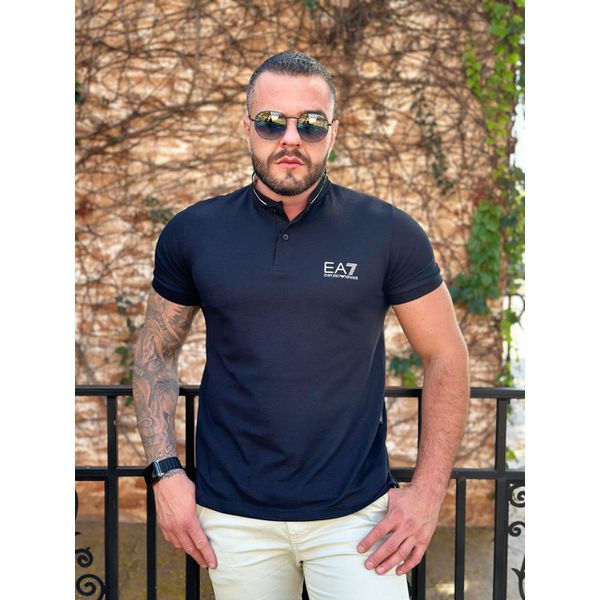 Polo Armani Preto.