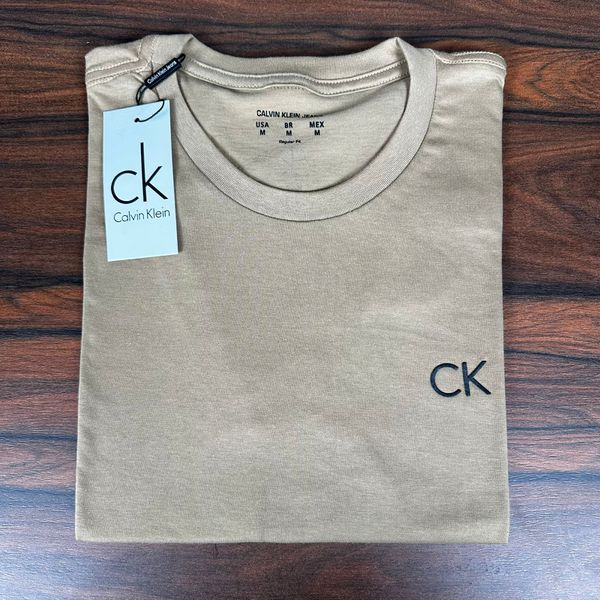 Camiseta CK Caqui DFC