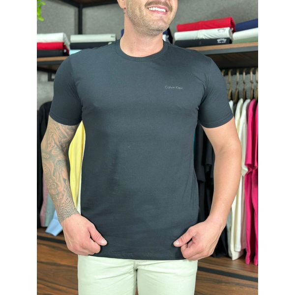 Camiseta Calvin K. - Preta