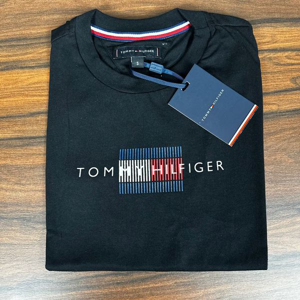 Camiseta TH Preto 