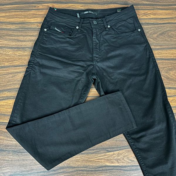 Calça Jeans Diesel ⭐