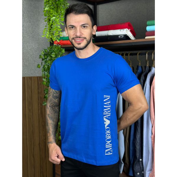 Camiseta Armani Azul. 