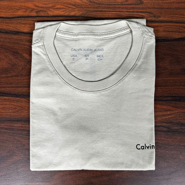 Camiseta CK Caqui DFC.