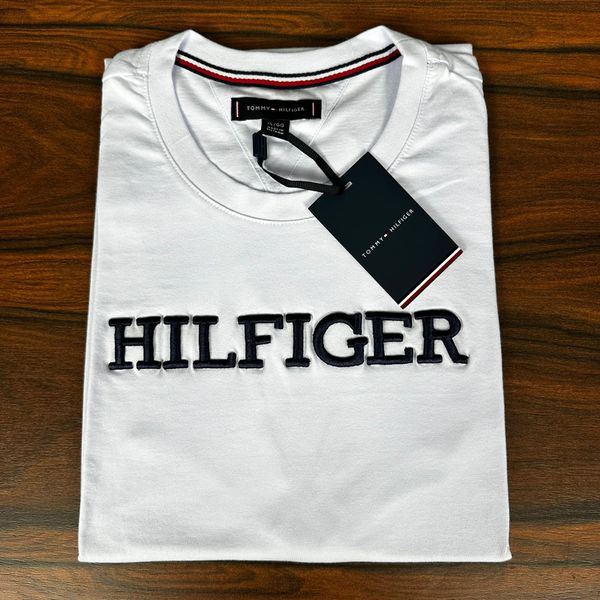 Camiseta TH Branco.